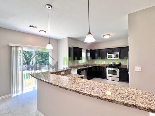 Building Photo - 464 Edenhall Dr