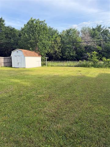 Building Photo - 11221 Trail Ln