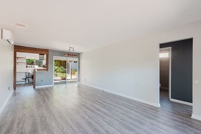 Building Photo - Charming 2BR Home in 55+ Oceanside Community with Solar & In-Unit Laundry