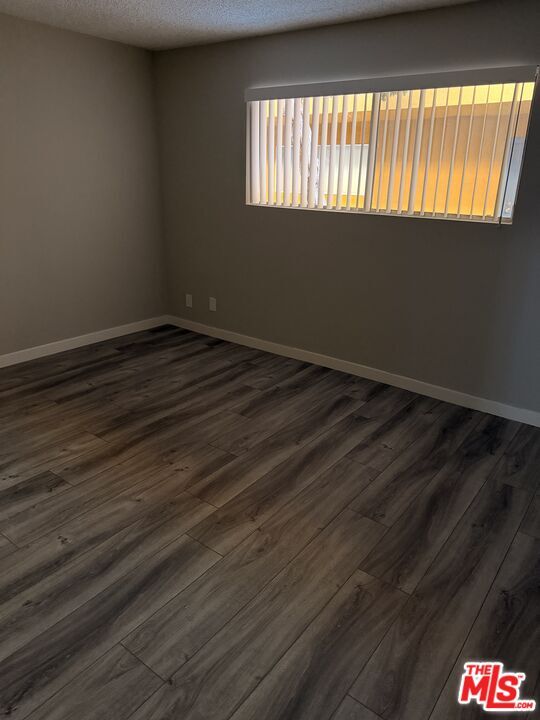 Building Photo - 4550 Overland Ave