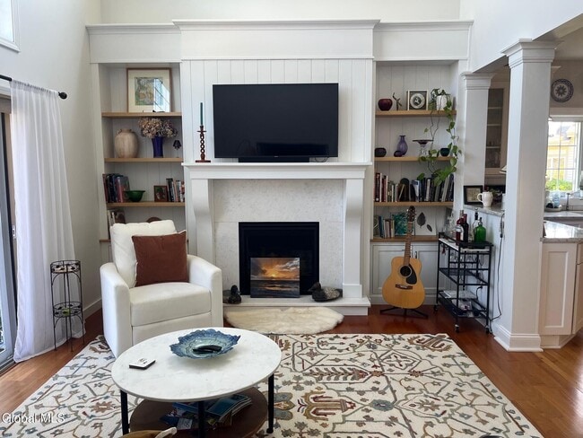 Building Photo - 68 Vista Dr