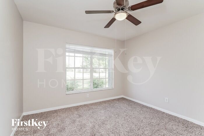 Building Photo - 1528 Graduate Ct