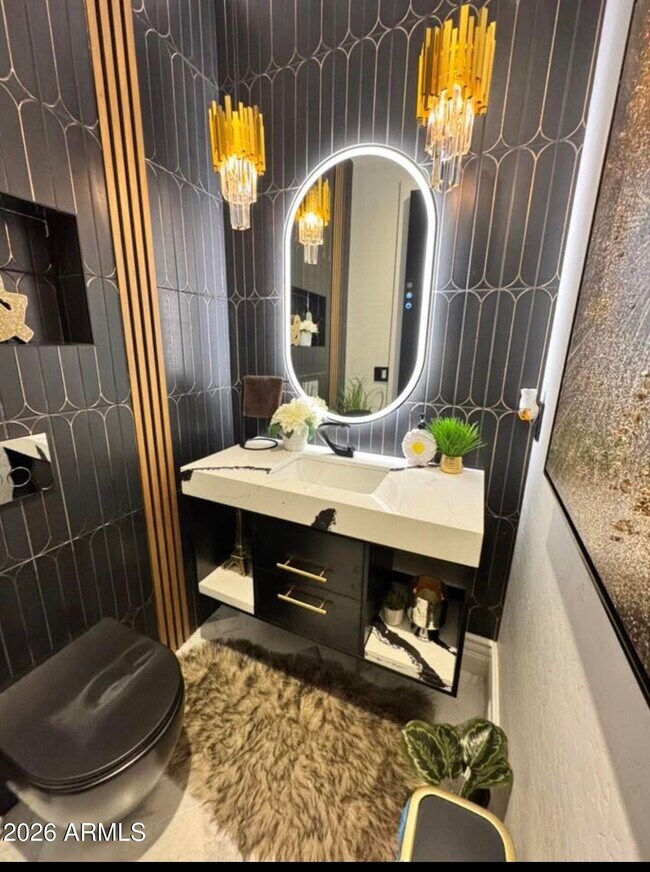 Building Photo - 7635 S Ash Ave