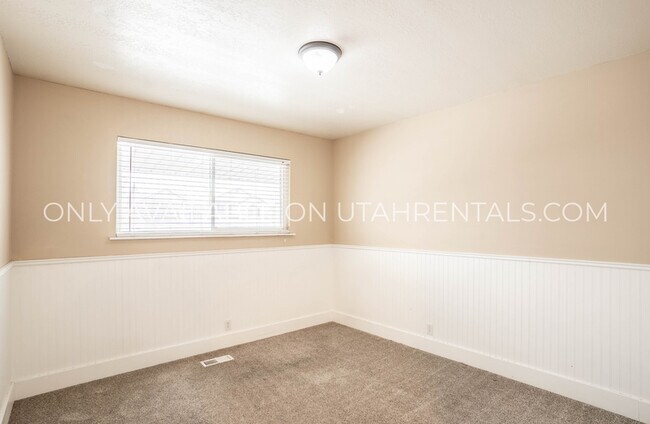 Building Photo - 1429 N 800 W