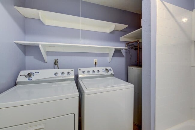 Building Photo - 1825 Meriadoc Rd