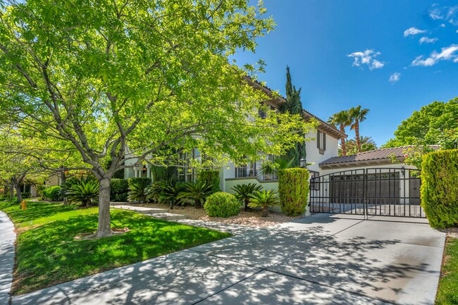 Building Photo - Fully Furnished Estate – Where Privacy Mee...