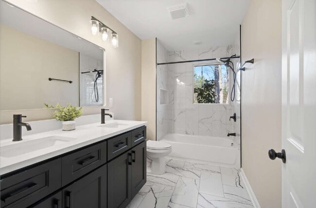 Building Photo - Renovated 3-Bedroom Ranch Home in Sanford