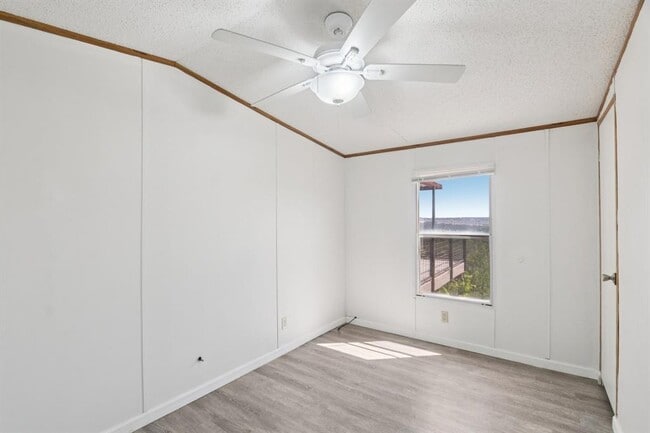 Building Photo - 21522 Long Hill Dr