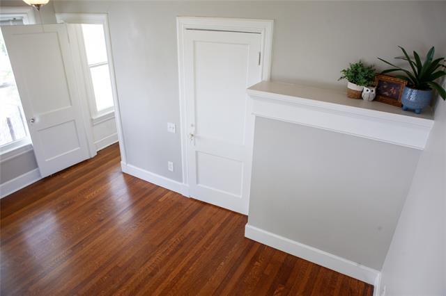 Building Photo - 5347 Lewis St