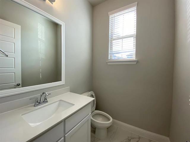 Building Photo - 13034 Scissortail Dr