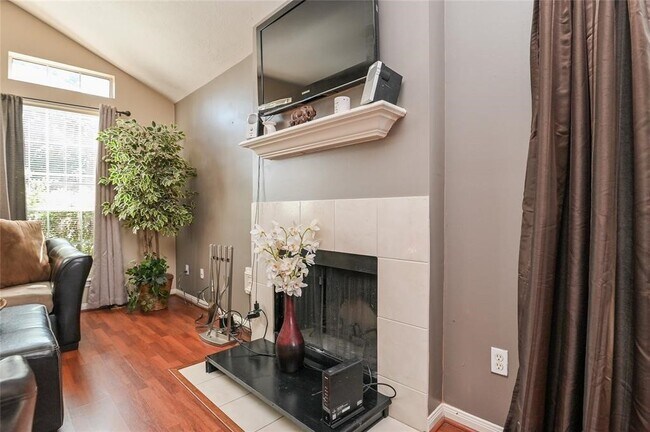 Building Photo - 18446 S Wimbledon Dr