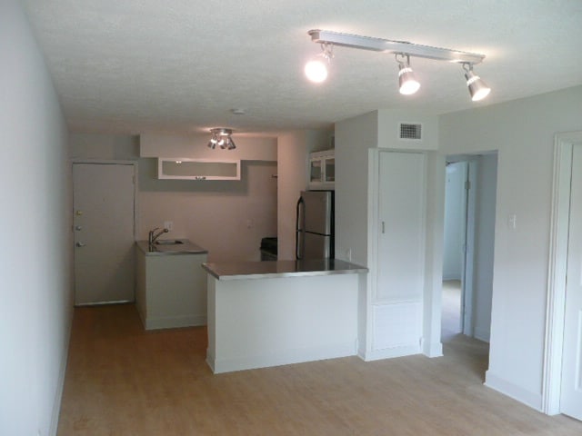 Building Photo - 1204 Autrey St