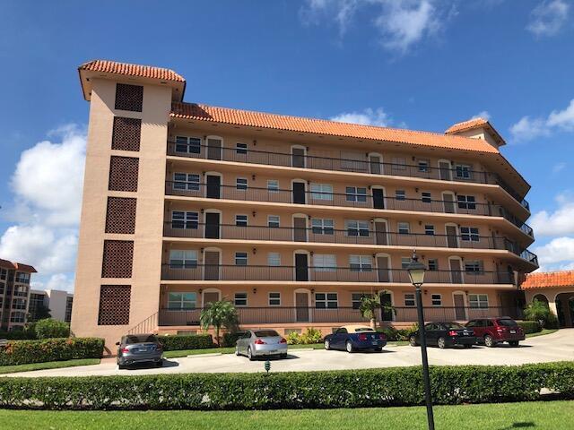 Building Photo - 2871 N Ocean Blvd