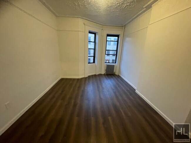 Building Photo - GROVE STREET