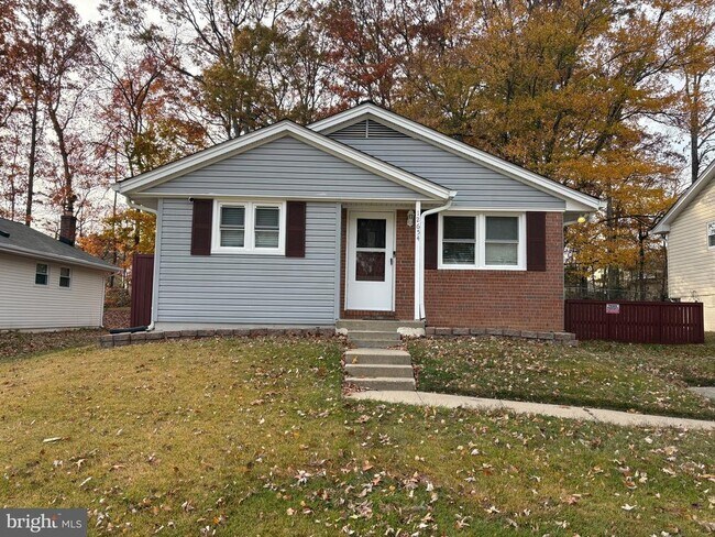 Building Photo - 12654 Valleywood Dr