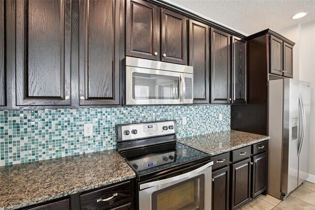 Building Photo - 6906 Sail View Ln