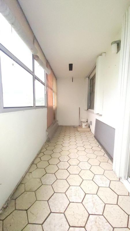 Building Photo - 165 Canterbury G