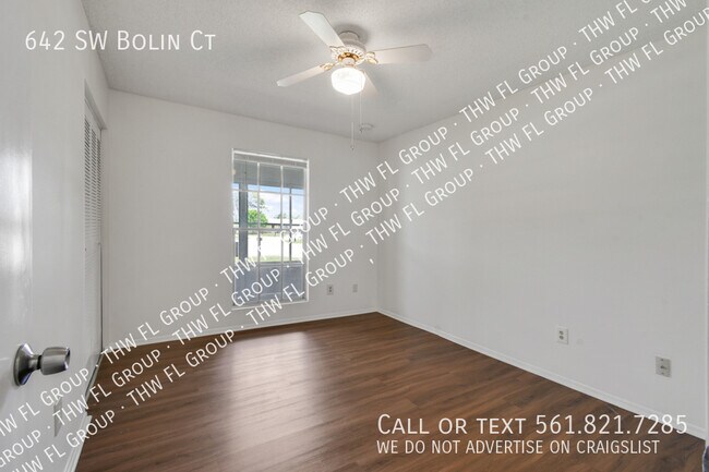 Building Photo - 642 SW Bolin Ct