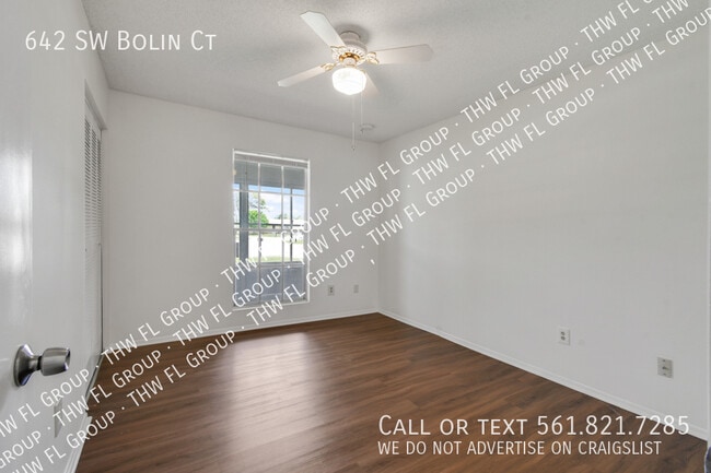 Building Photo - 642 SW Bolin Ct