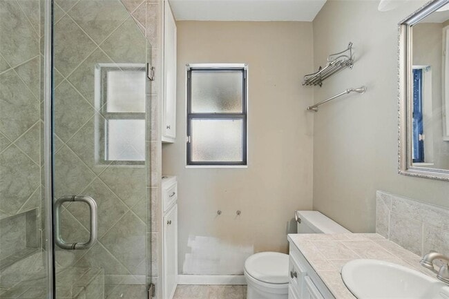 Building Photo - 9030 Bassoon Dr