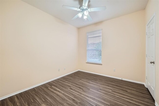 Building Photo - 465 Moonwalker Trail