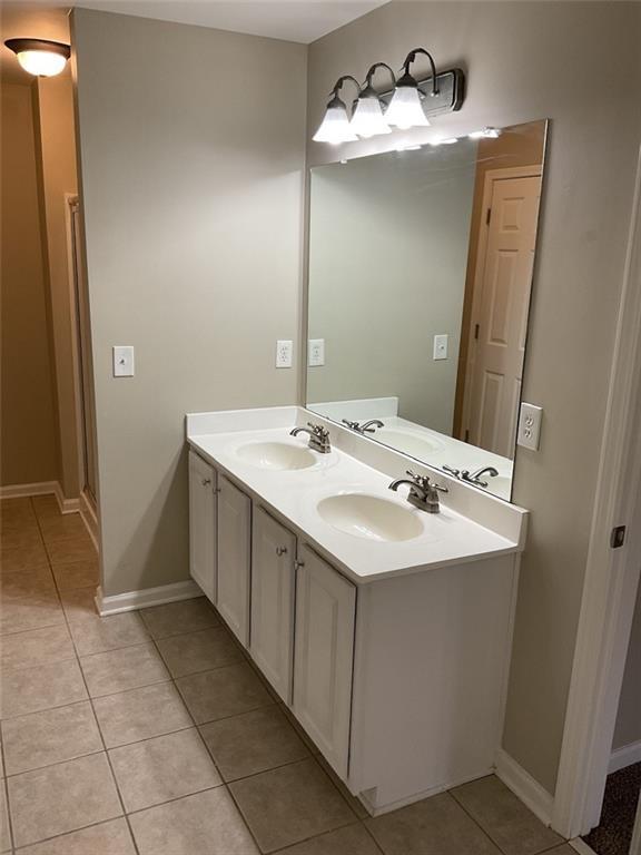 Building Photo - 7959 Larksview Dr