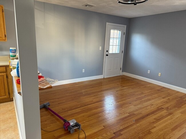 Building Photo - 610 Washington St