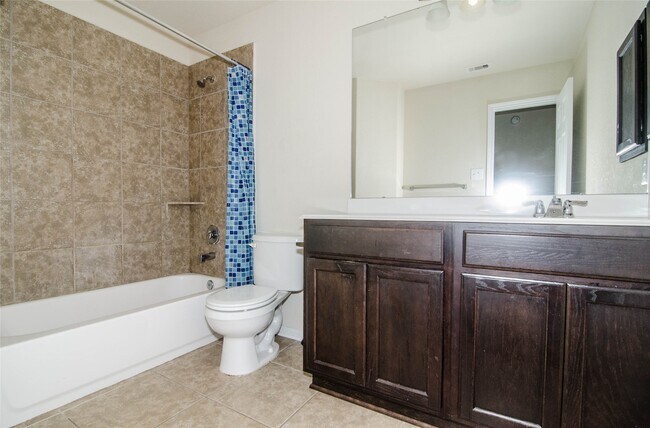 Building Photo - 3403 Tall Sycamore Trail