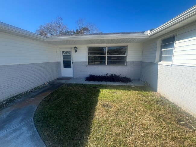 Building Photo - Home for Rent South Daytona