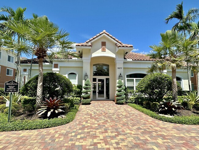 Building Photo - 9901 Baywinds Blvd
