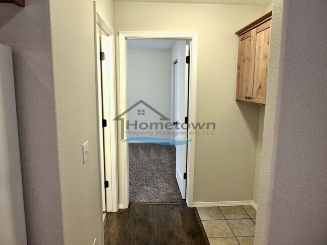Building Photo - 2852 N Julie Ann Ct