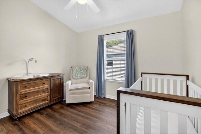 Building Photo - 714 Ashentree Dr