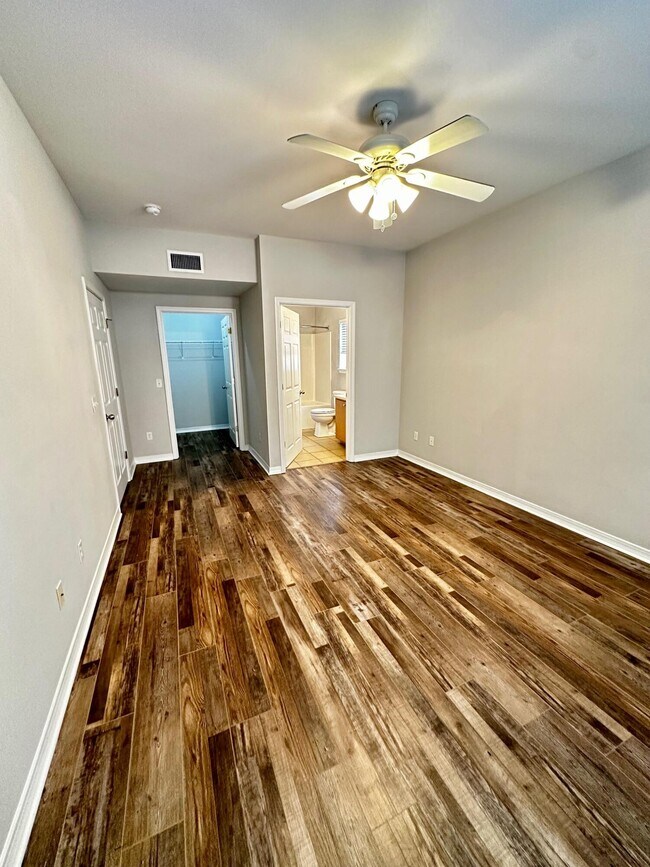 Building Photo - 2154 Whispering Pines Blvd