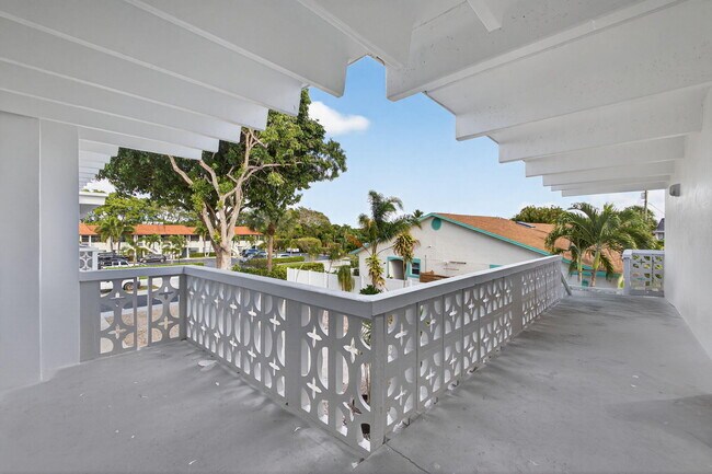 Building Photo - 624 Southwind Cir