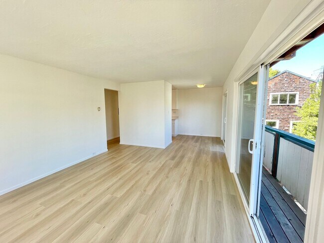 Building Photo - Potrero Hill 1 BR/1BA -  Parking, Laundry,...