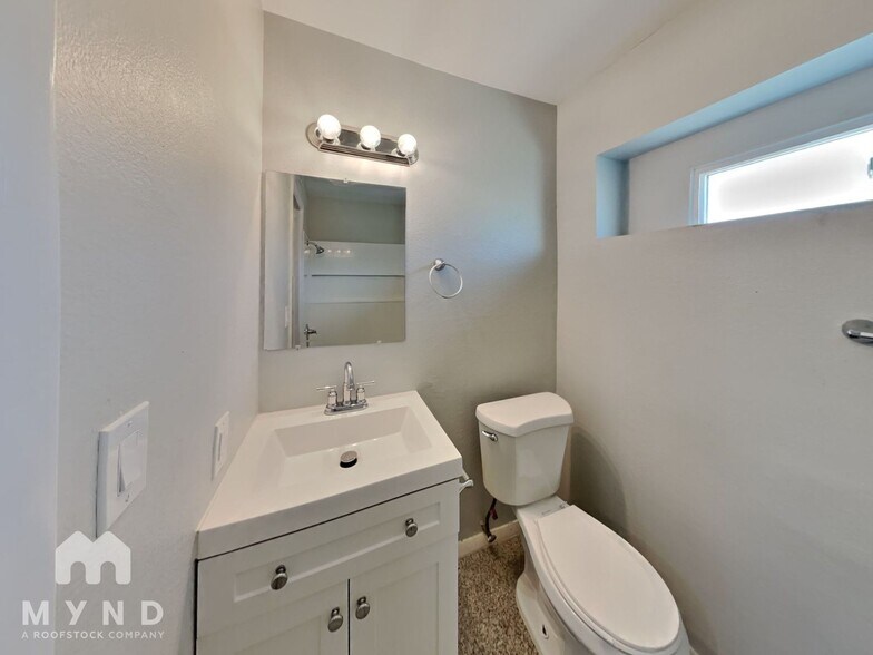 Building Photo - 3997 Timberlodge Ln