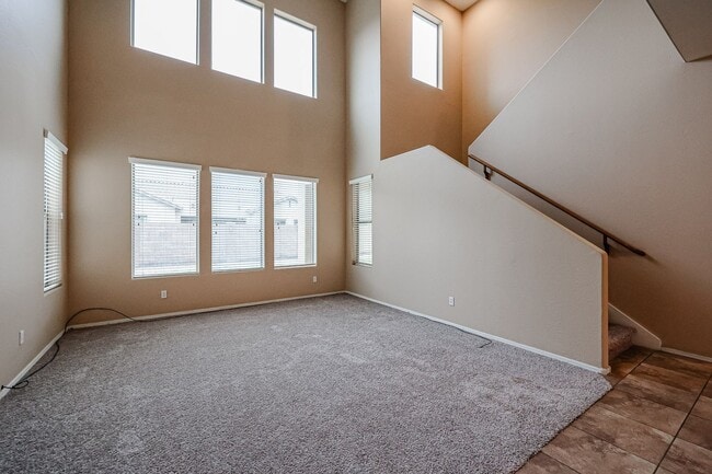 Building Photo - COMING SOON !! Spacious 4 Bed, 2.5 Bath 2 Story Home in Shadow Ridge Community/ Chandler