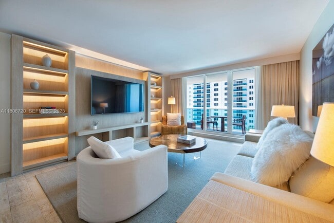 Building Photo - 102 24th St