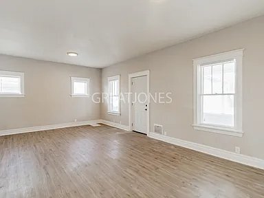 Building Photo - 4128 Schiller Pl