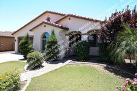 Building Photo - 613 W San Carlos Way