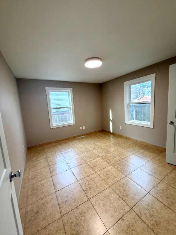 Building Photo - 8209 E Indiana Ave