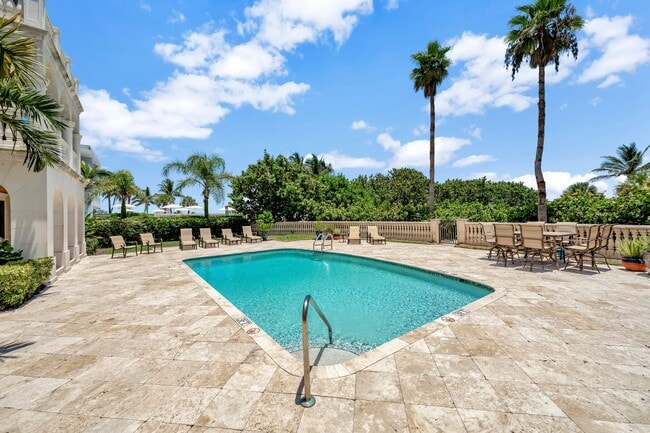 Building Photo - 1510 Ocean Dr