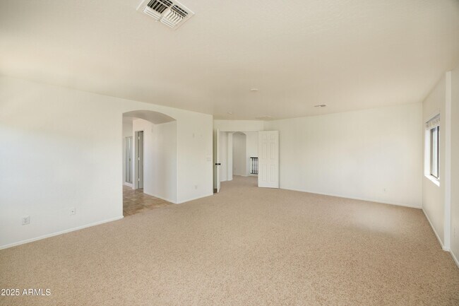 Building Photo - 18546 E Oak Hill Ln