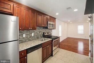 Building Photo - 1510 Brown St