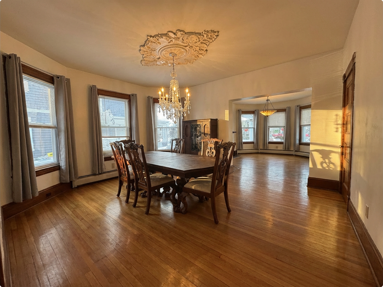 Dinning Room - 16 Boston Ave