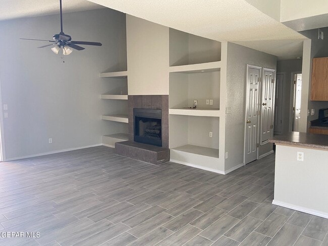 Building Photo - 12732 Tierra Pueblo Dr