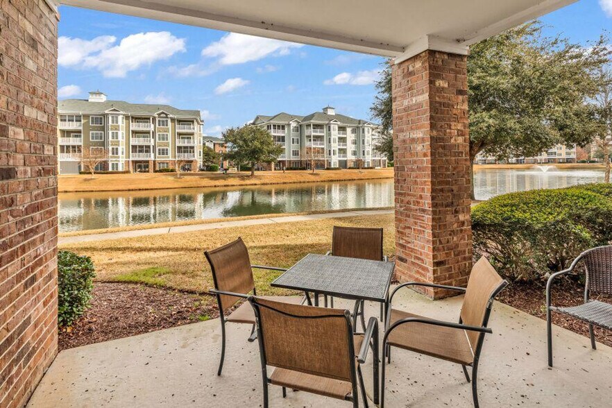 Building Photo - 4879 Luster Leaf Cir