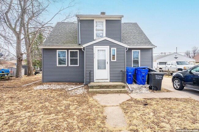 Building Photo - 313 E Murray Ave