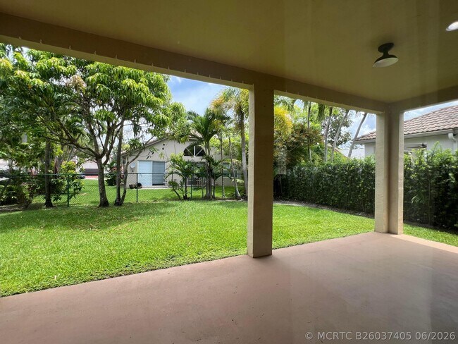 Building Photo - 16447 SW 1st Ct