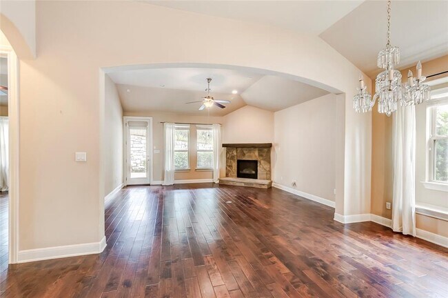 Building Photo - 4103 Front Range Ln